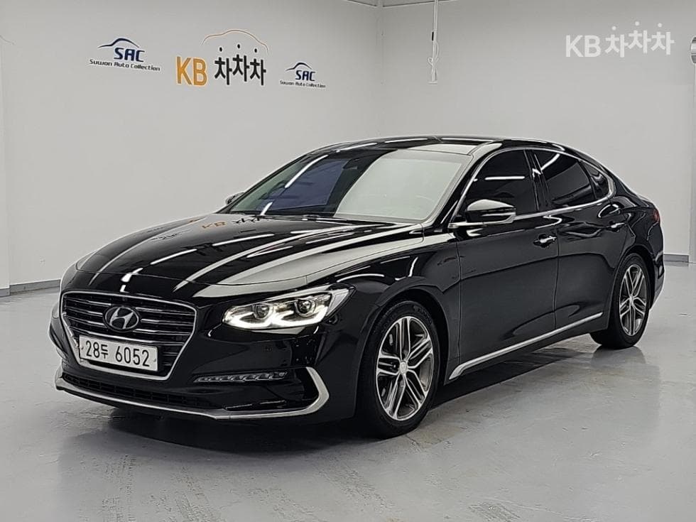 Hyundai Grandeur (Azera)IG 2.4 Premium Special (special feature/edition) - Image 1