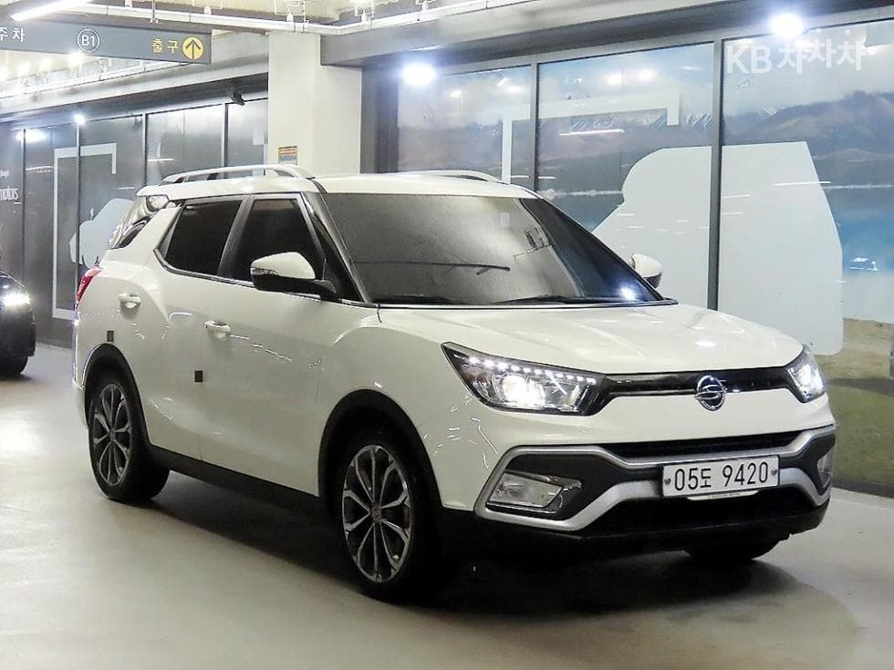 KG Mobility Tivoli Air Gasoline 2WD IX - Image 1