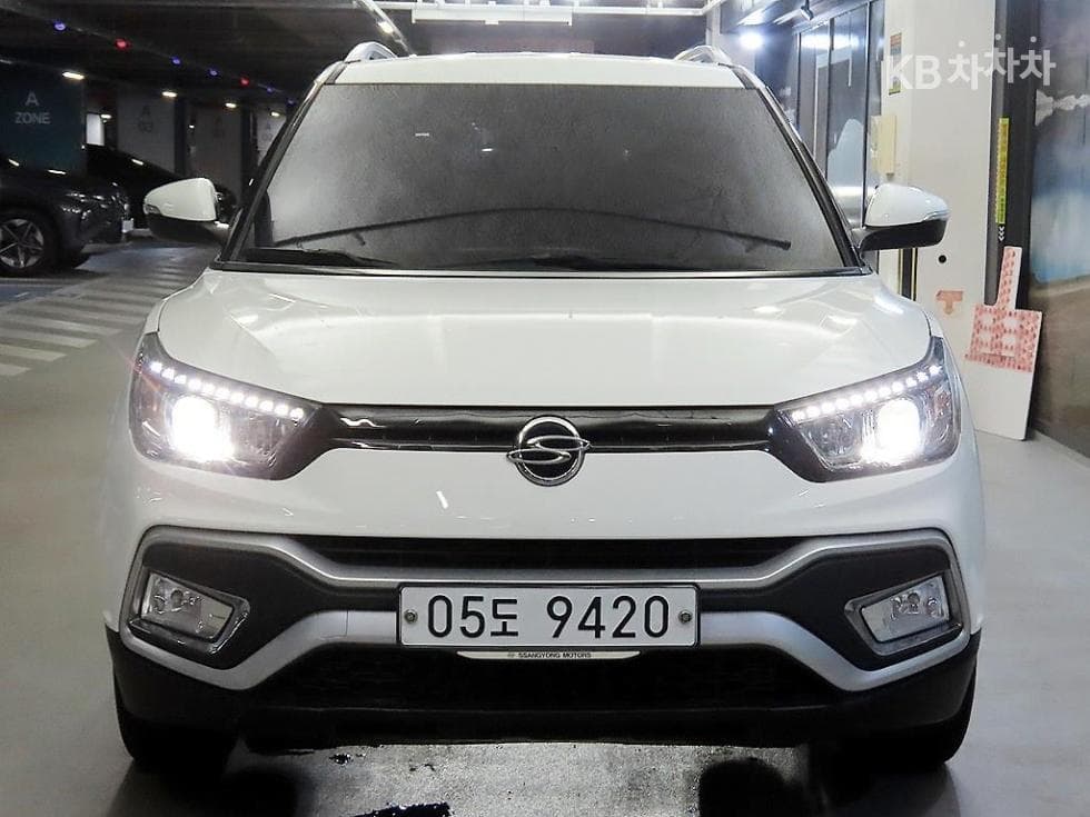 KG Mobility Tivoli AirGasoline 2WD IX - 2