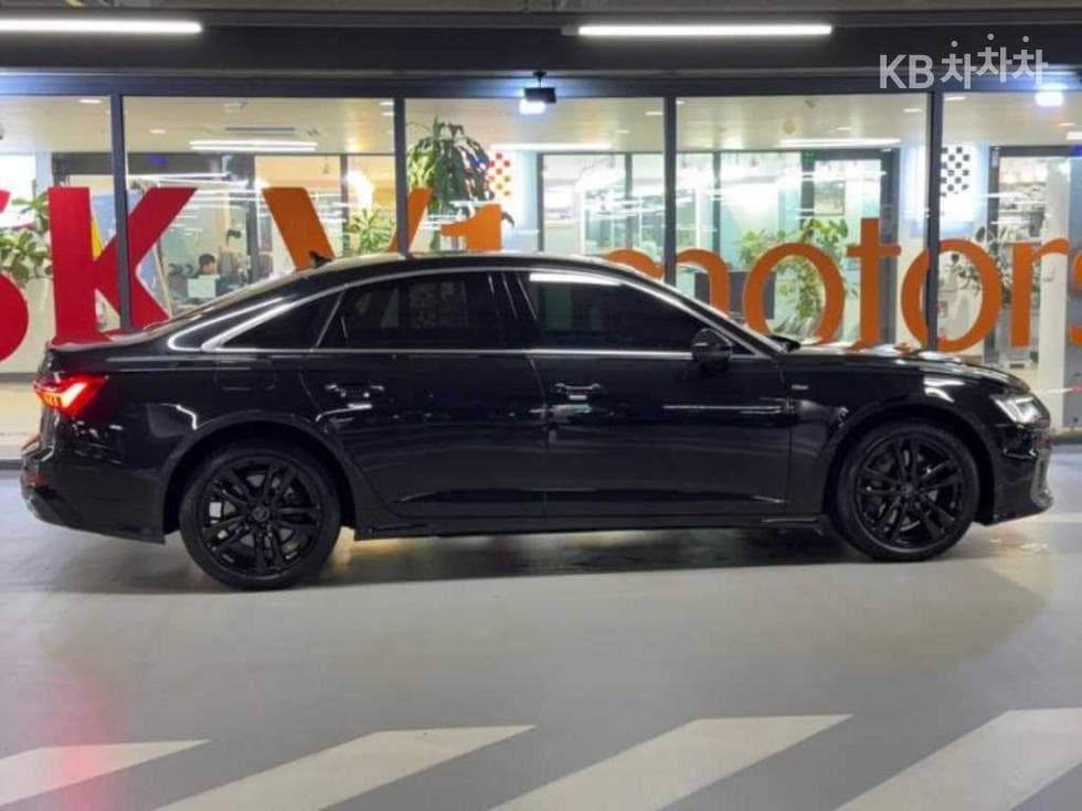 Audi A6(C8)45 Turbo Diesel Injection Quattro Premium - 3