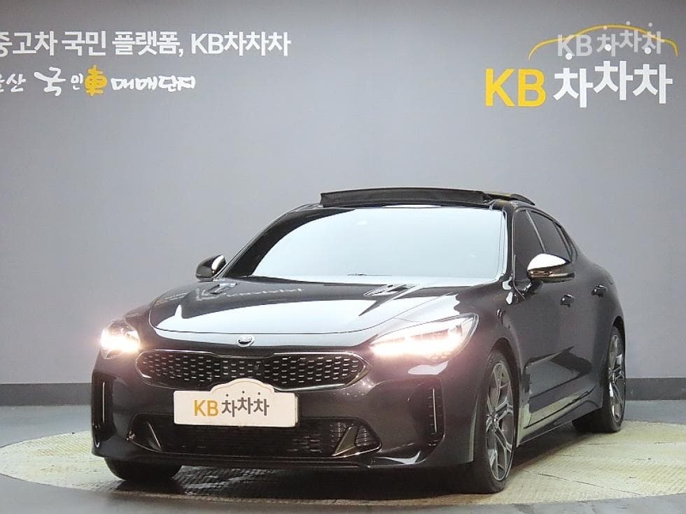 Kia Stinger 3.3 Turbo 2WD GT - Image 1