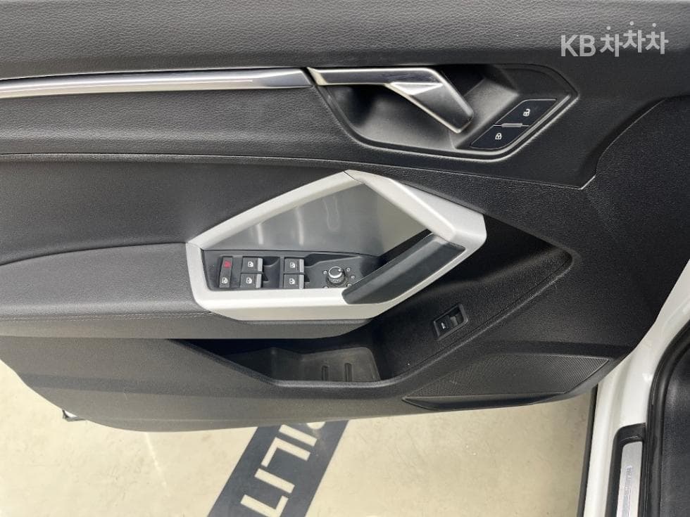 Audi The New Q3(F3)35 Turbo Diesel Injection Standard - 11