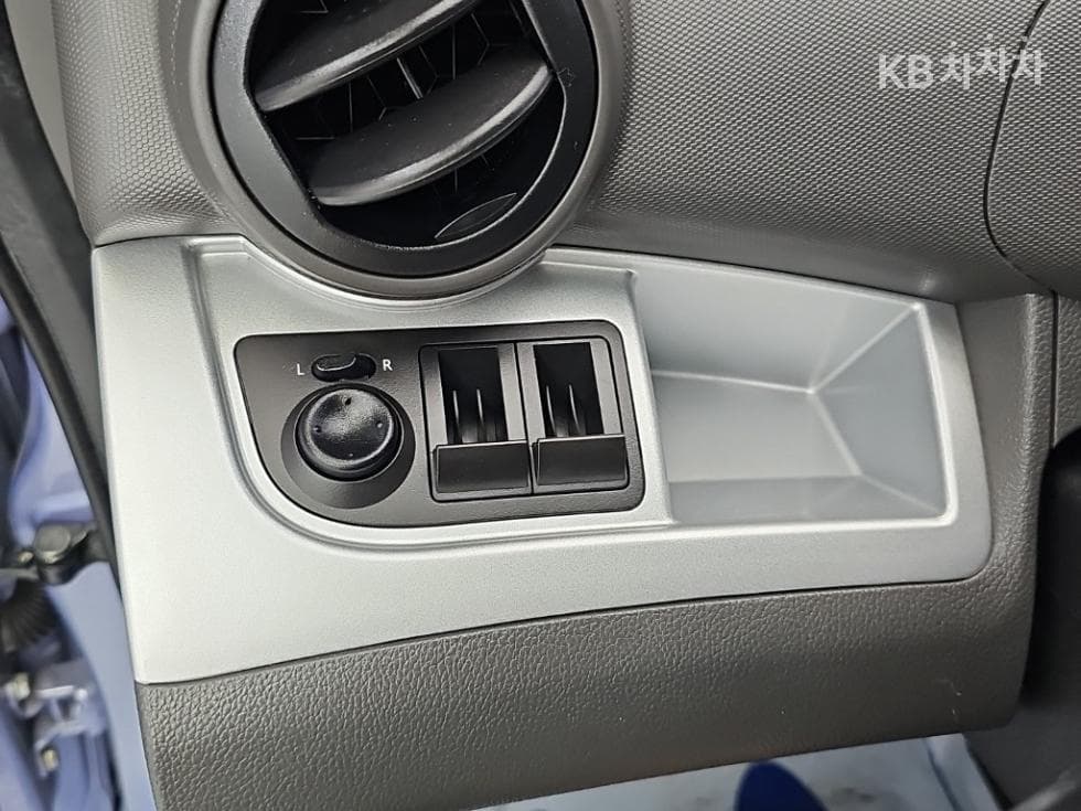 GM Korea Chevrolet SparkLT Standard - 16