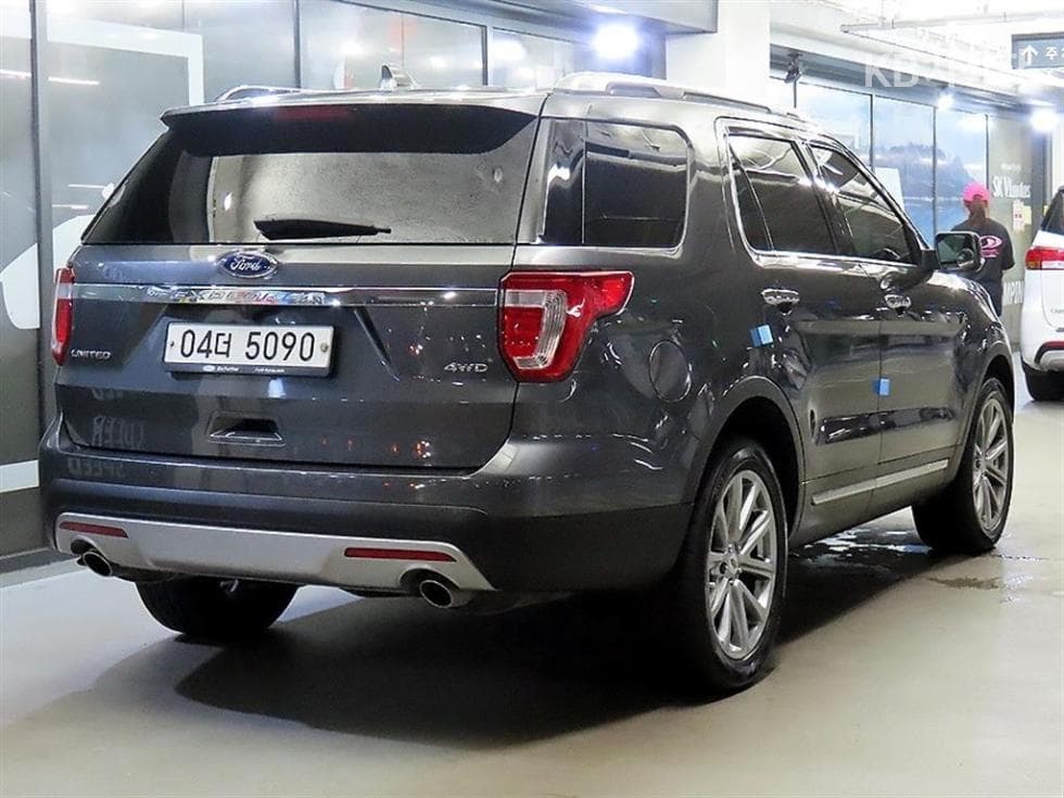 Ford New Explorer3.5 Ti-VCT V6 4WD Limited - 4