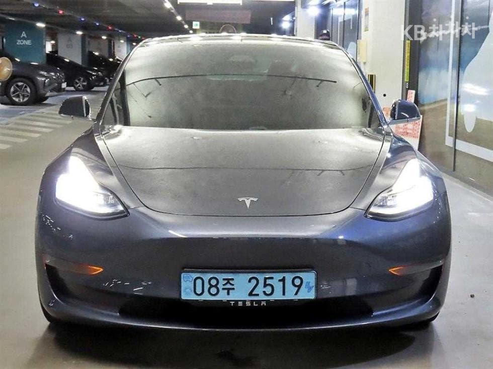 테슬라 Model 3Standard Range Plus - 2