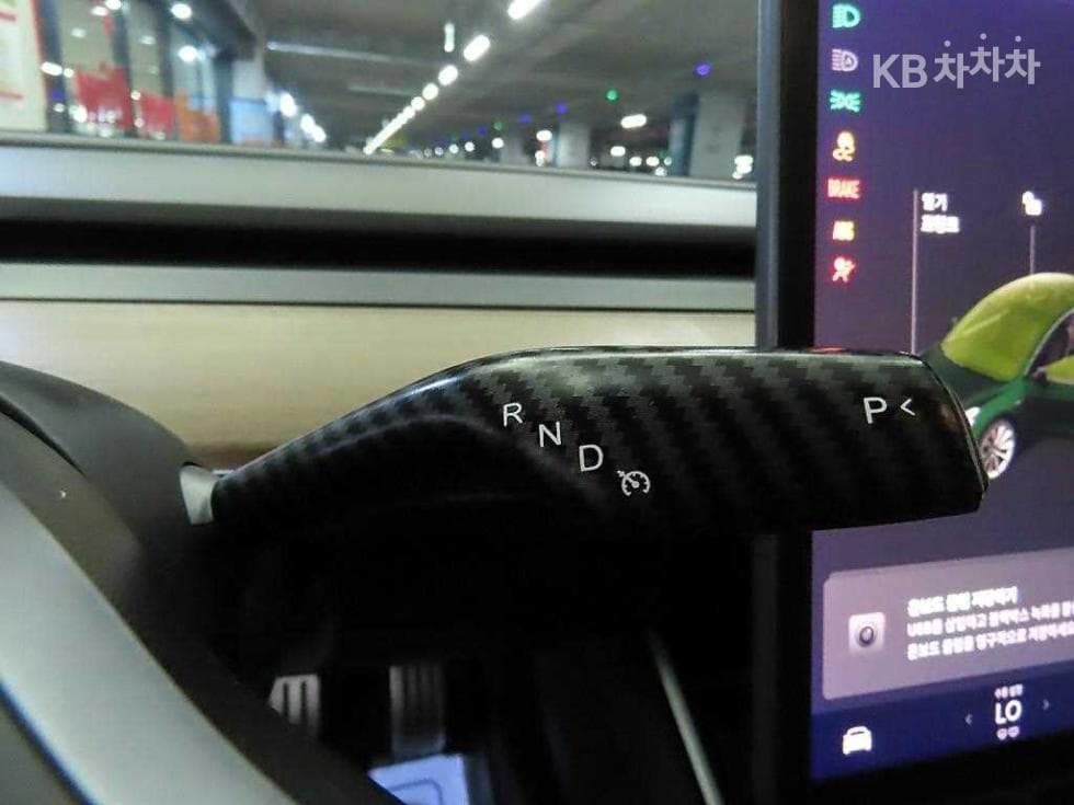 테슬라 Model 3Standard Range Plus - 12