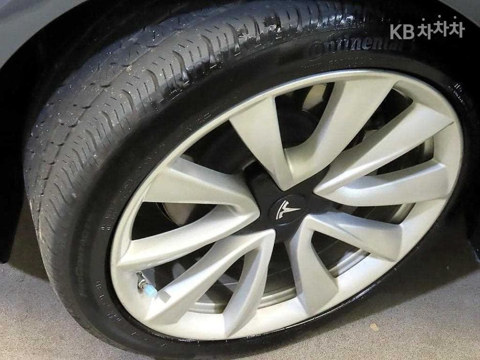 테슬라 Model 3Standard Range Plus - 20