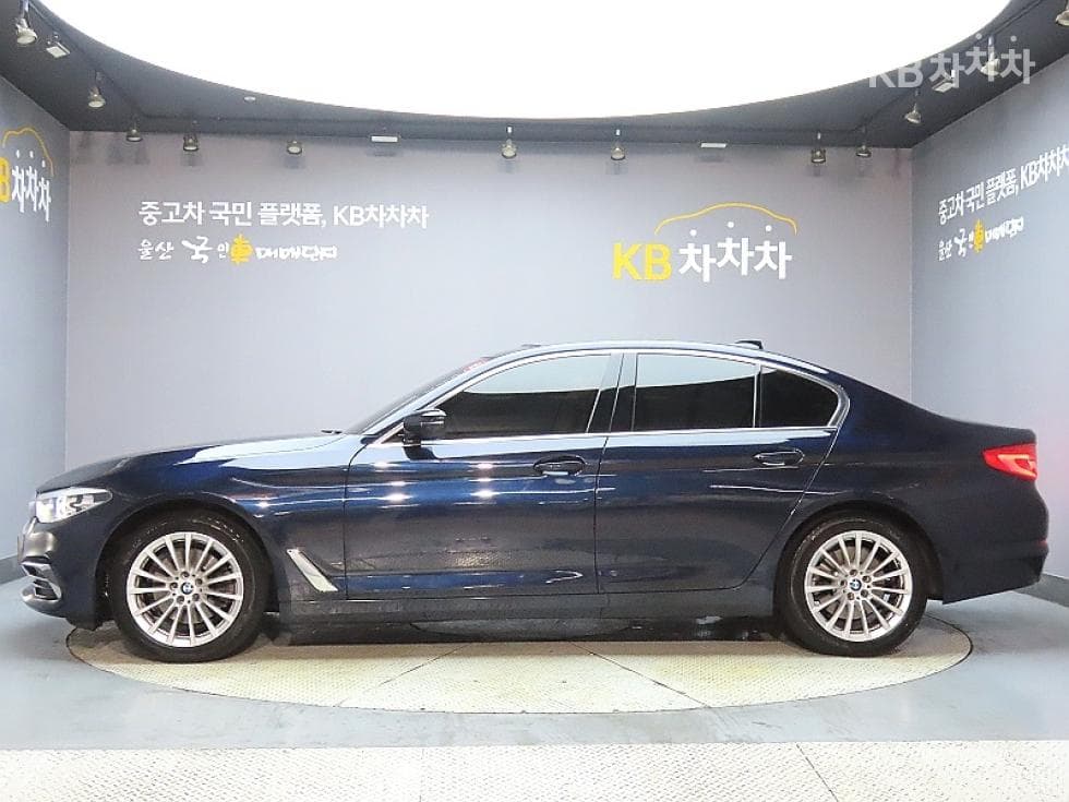 BMW 올Нов5 Серия (G30)520i Luxury - 5