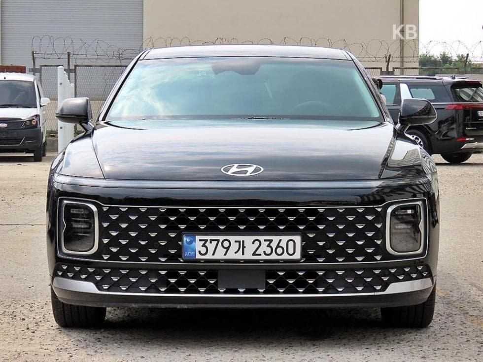 Hyundai The All New Grandeur (Azera) 2.5L gasoline 2WD Premium - Image 1