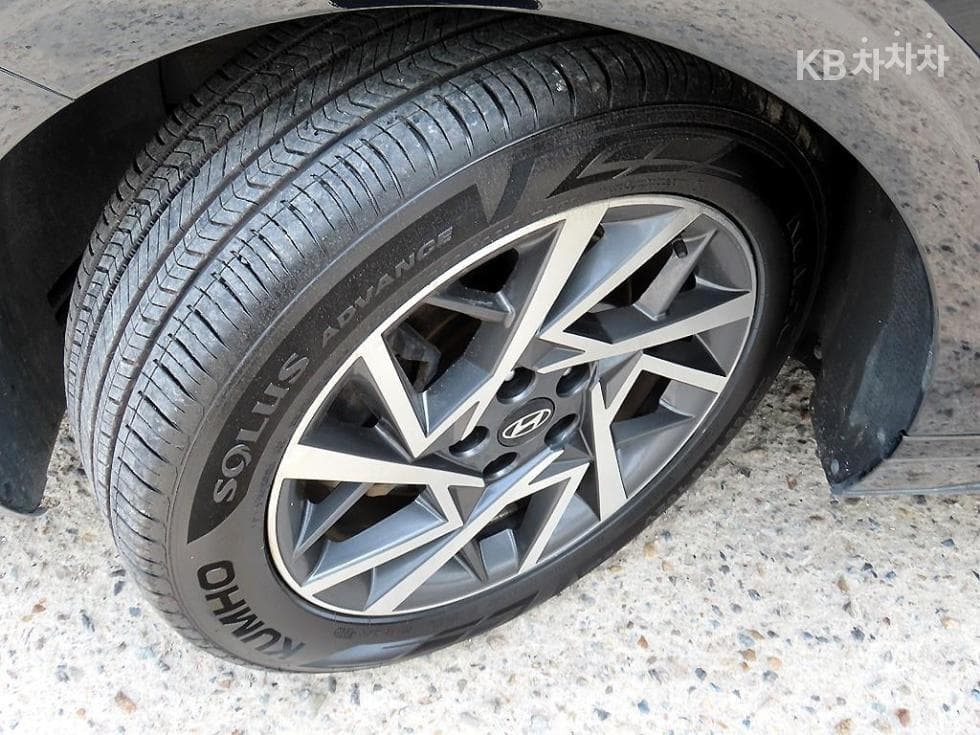 Hyundai The All New Grandeur (Azera)2.5L gasoline 2WD Premium - 20