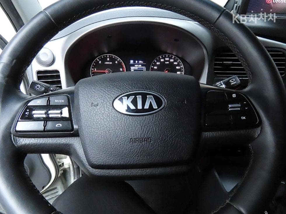 Kia The New (facelift) Bongo 3 (light truck)1 Ton King Cab Extra Long 2WD L - 23
