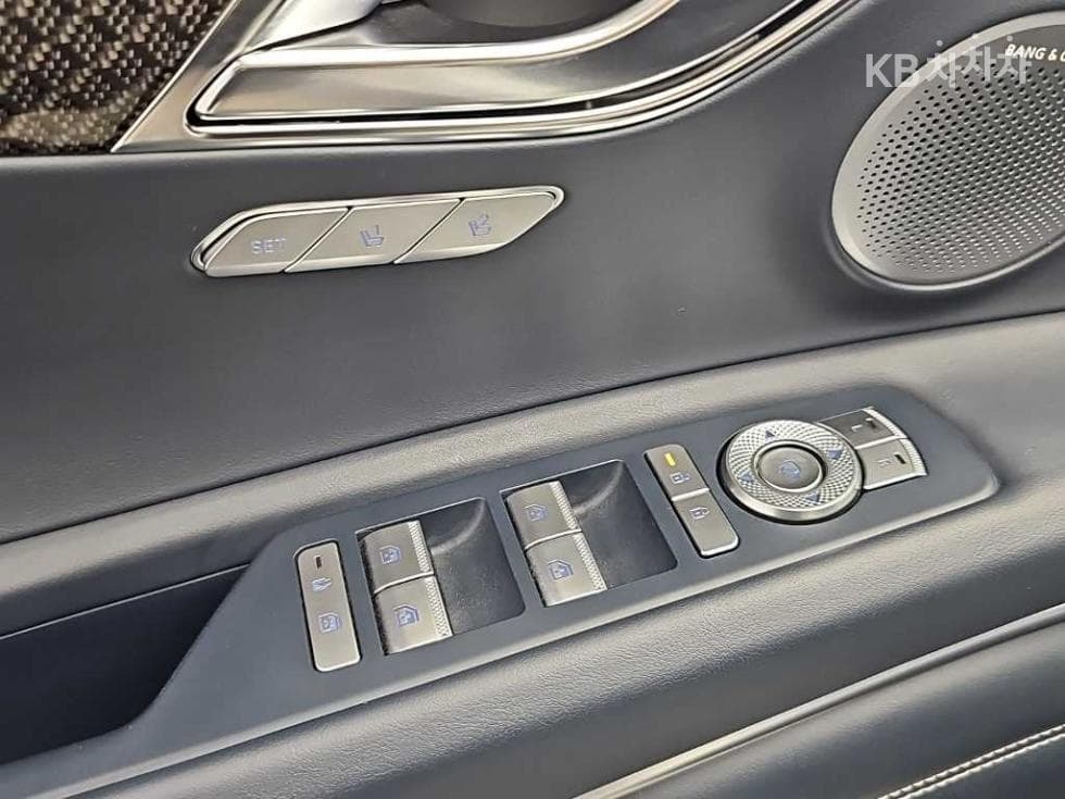 Genesis GV80 COUPE3.5 Gasoline Turbo AWD Standard - 19