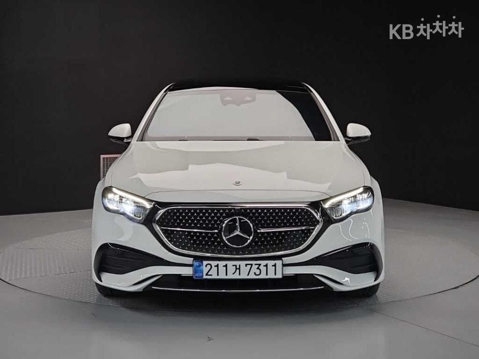 Mercedes-Benz E-클래스 (W214)E200 AMG Line - 2