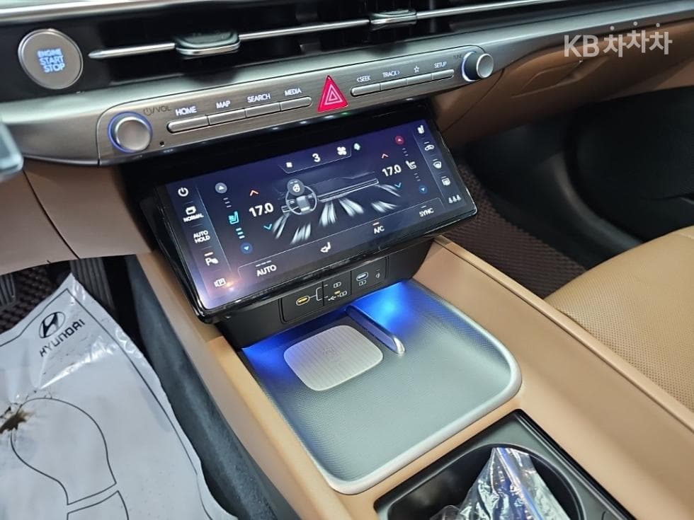 Hyundai The All New Grandeur (Azera)2.5L gasoline 2WD Exclusive - 17