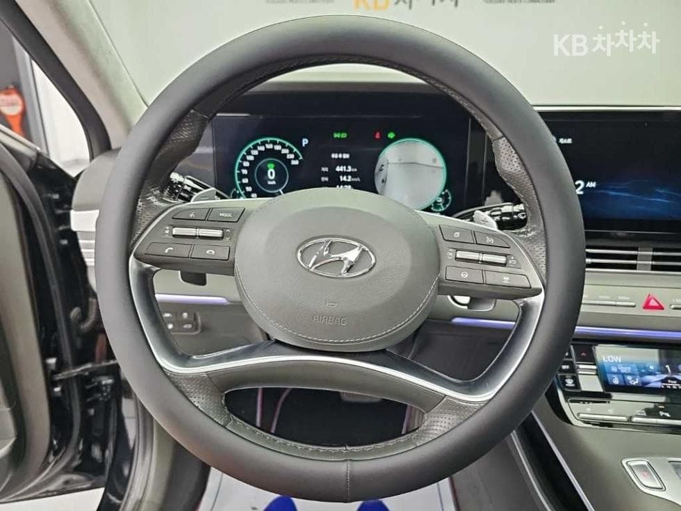 Hyundai The New (facelift) Grandeur (Azera) Hybrid2.4 Calligraphy - 9