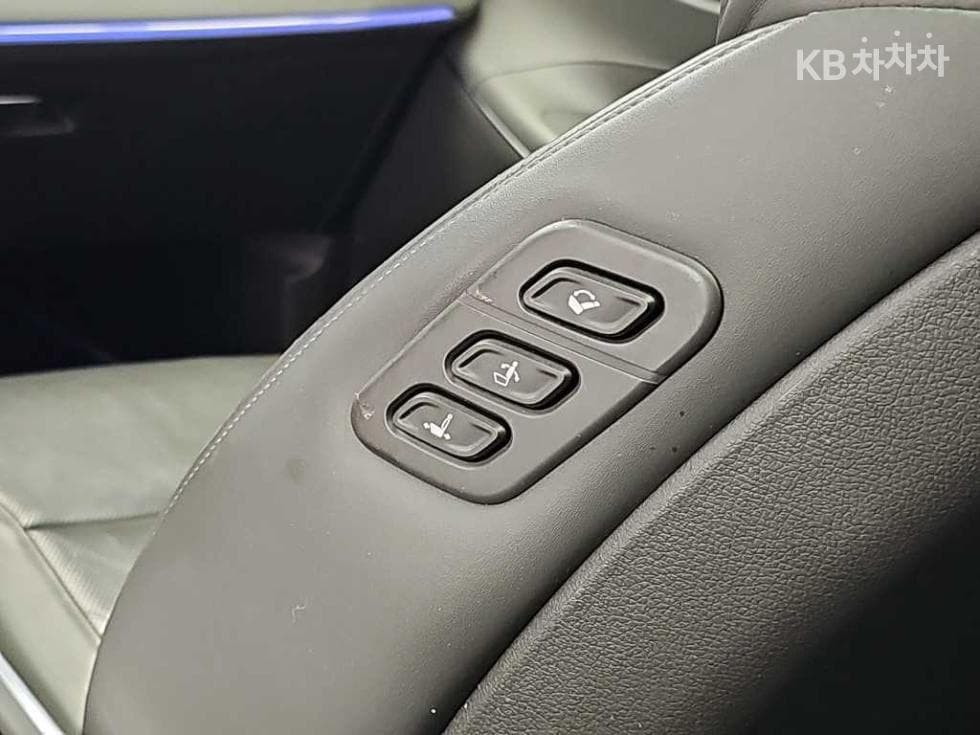 Hyundai The New (facelift) Grandeur (Azera) Hybrid2.4 Calligraphy - 13