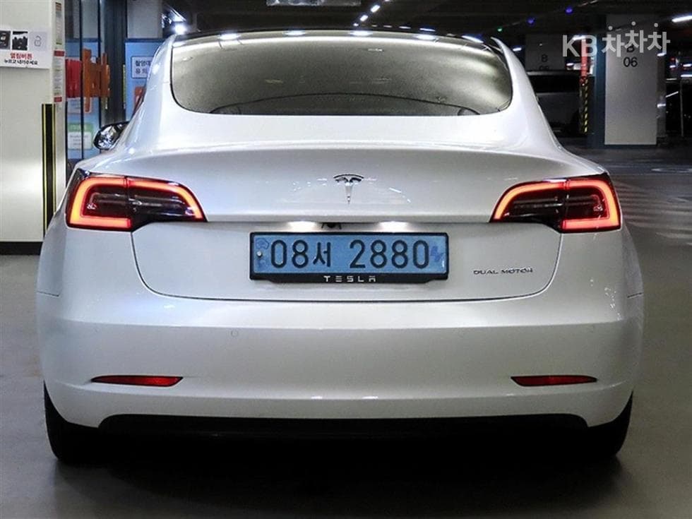 테슬라 Model 3Long Range - 5