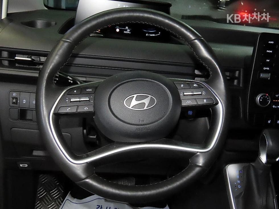 Hyundai Staria2.2 Tourer 11 Modern - 8