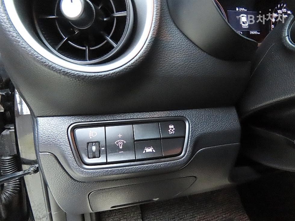 Kia All New K31.6 Gasoline Trendy - 12