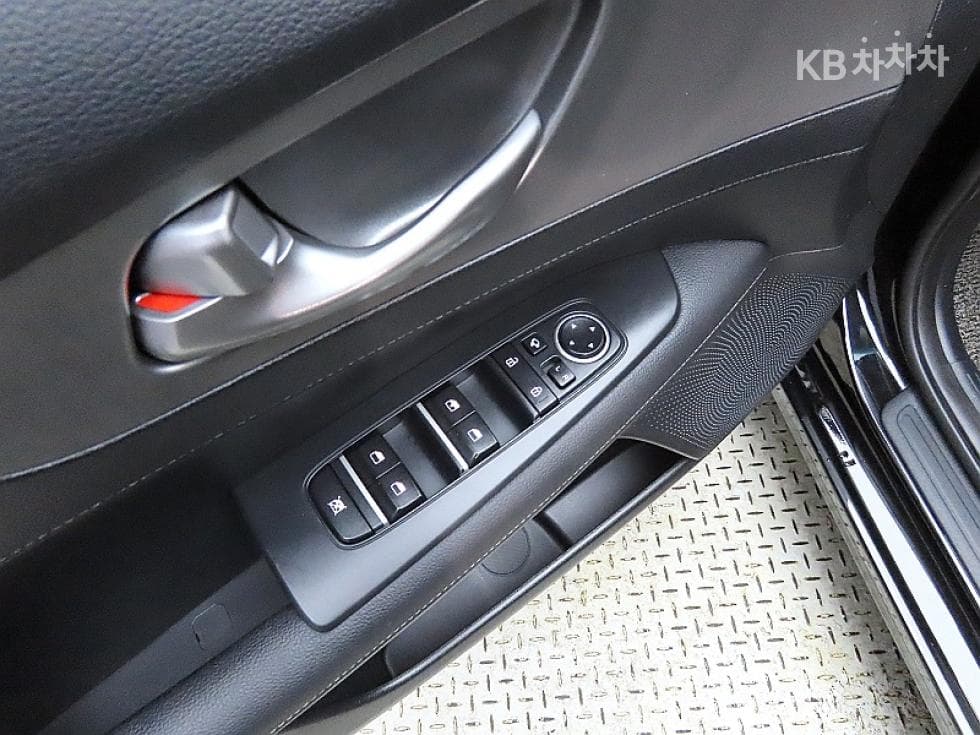 Kia All New K31.6 Gasoline Trendy - 13