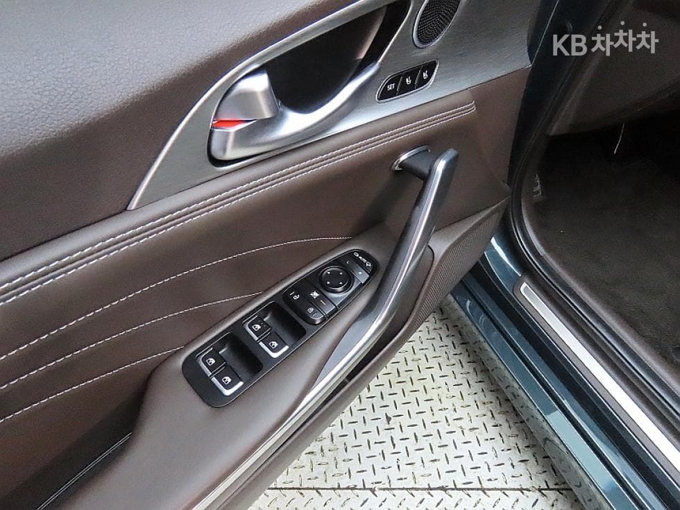 Kia Stinger Meister3.3 Gasoline Turbo 2WD Masters - 13