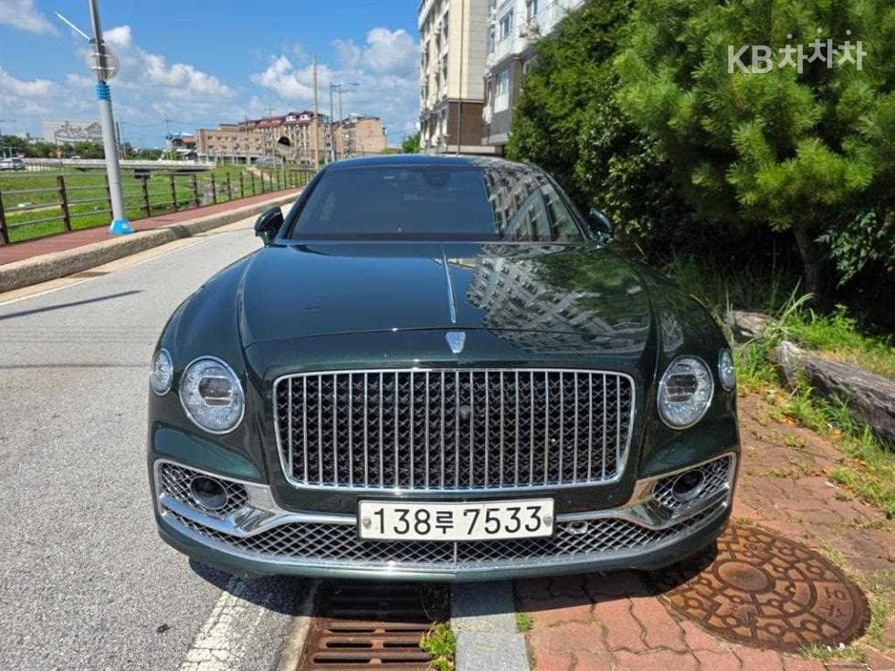 벤틀리 플라잉스퍼 3rd Gen 4.0 Standard - Image 1