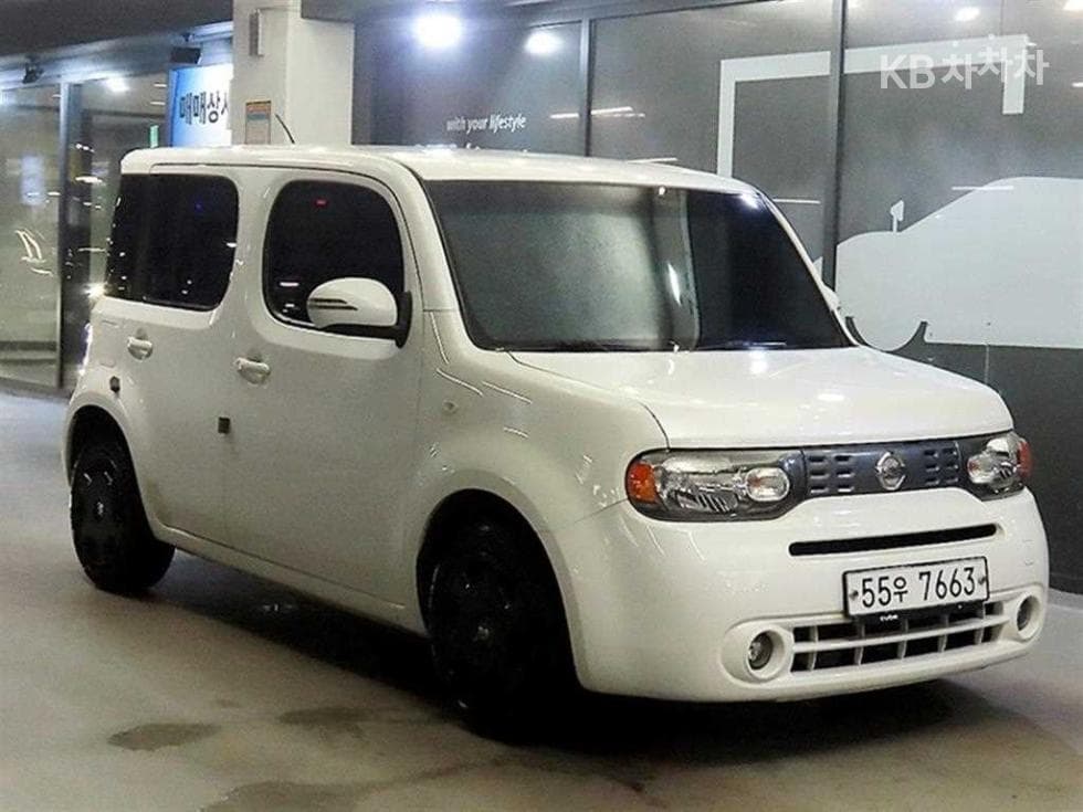 Нисан 큐브 1.8 S CVT (Безстепенна) - Image 1