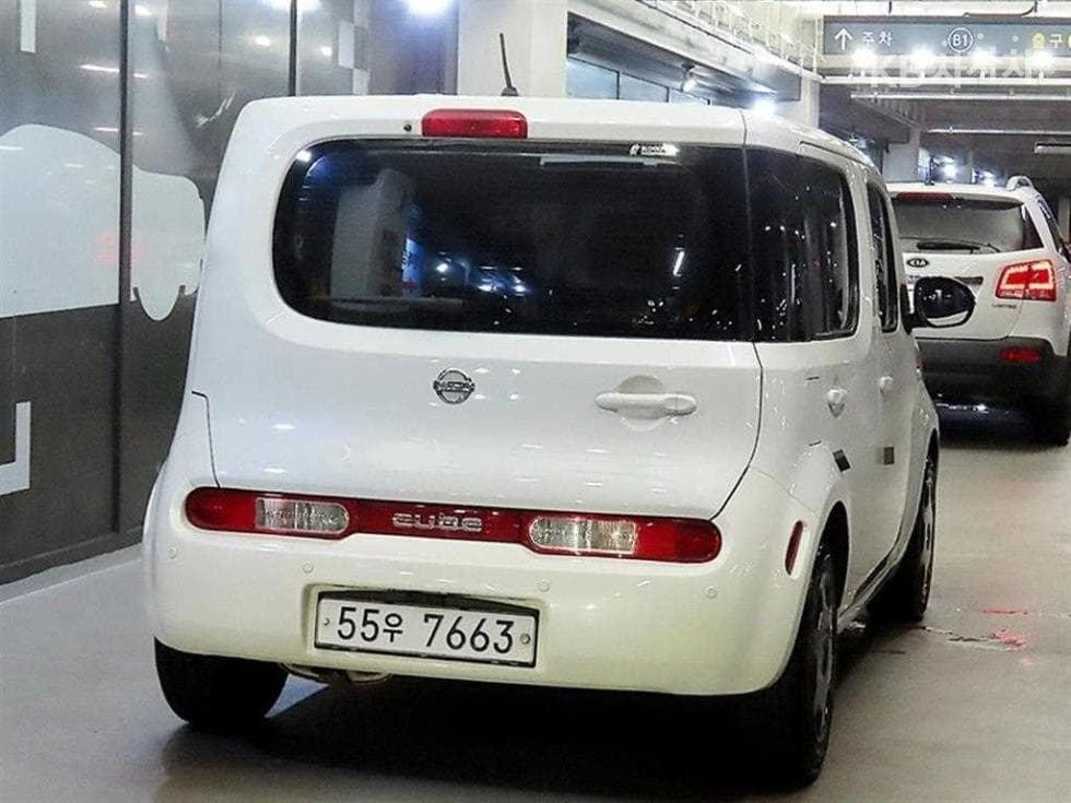 Нисан 큐브1.8 S CVT (Безстепенна) - 4
