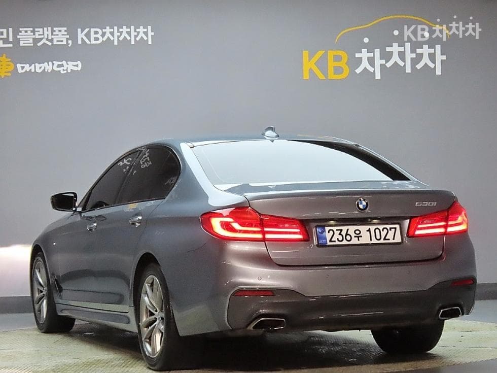 BMW 올New5 Series (G30)520d M Sport Plus - 4