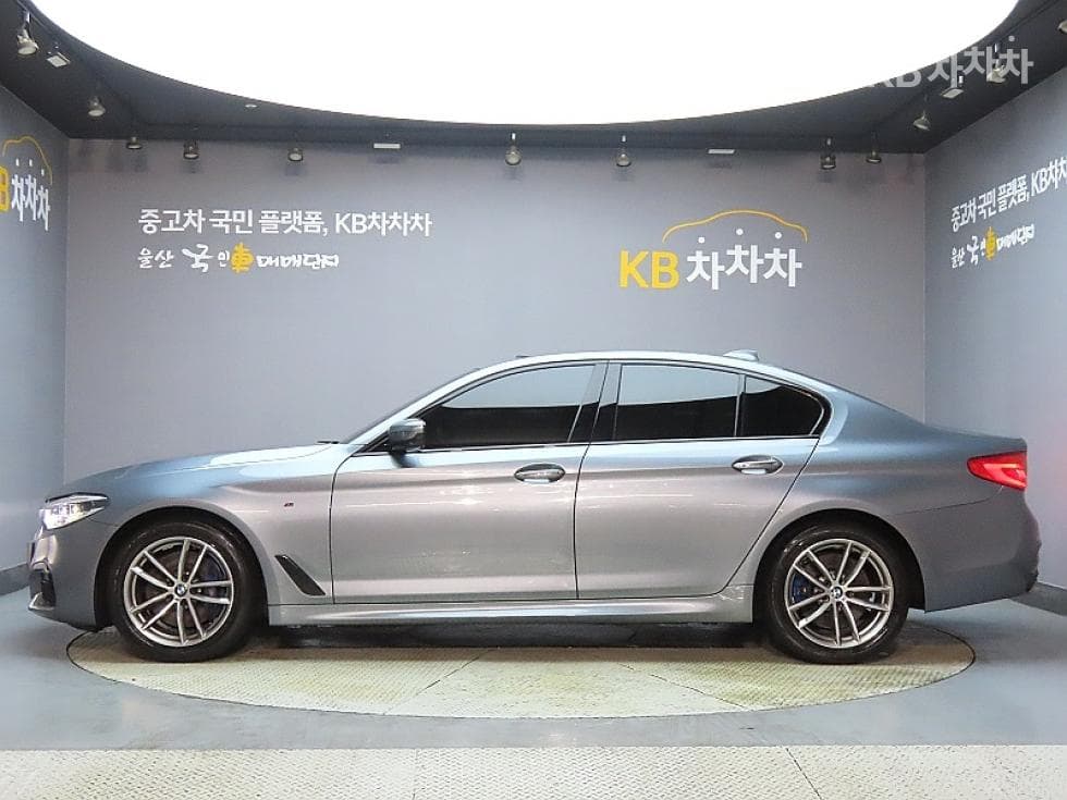BMW 올New5 Series (G30)520d M Sport Plus - 5