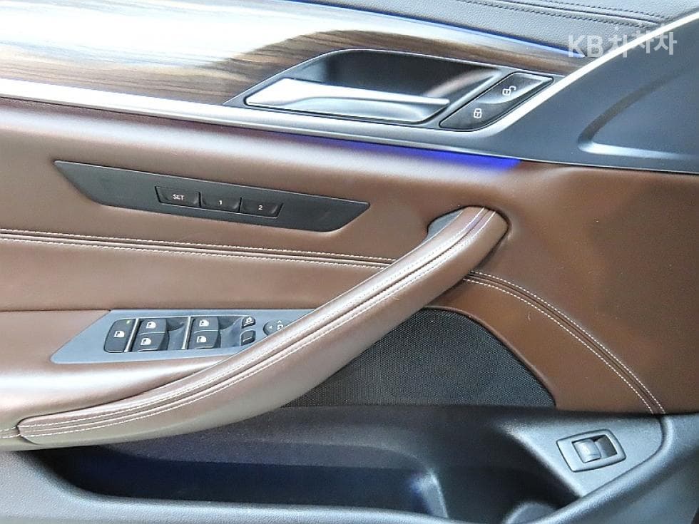 BMW 올New5 Series (G30)520d M Sport Plus - 13
