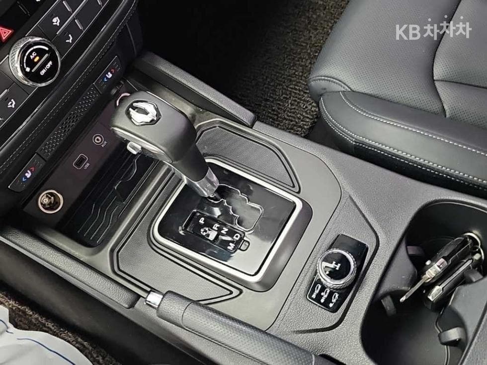 KG Mobility Rexton Sports Khan2.2 Diesel 4WD 파이오니어 S - 9