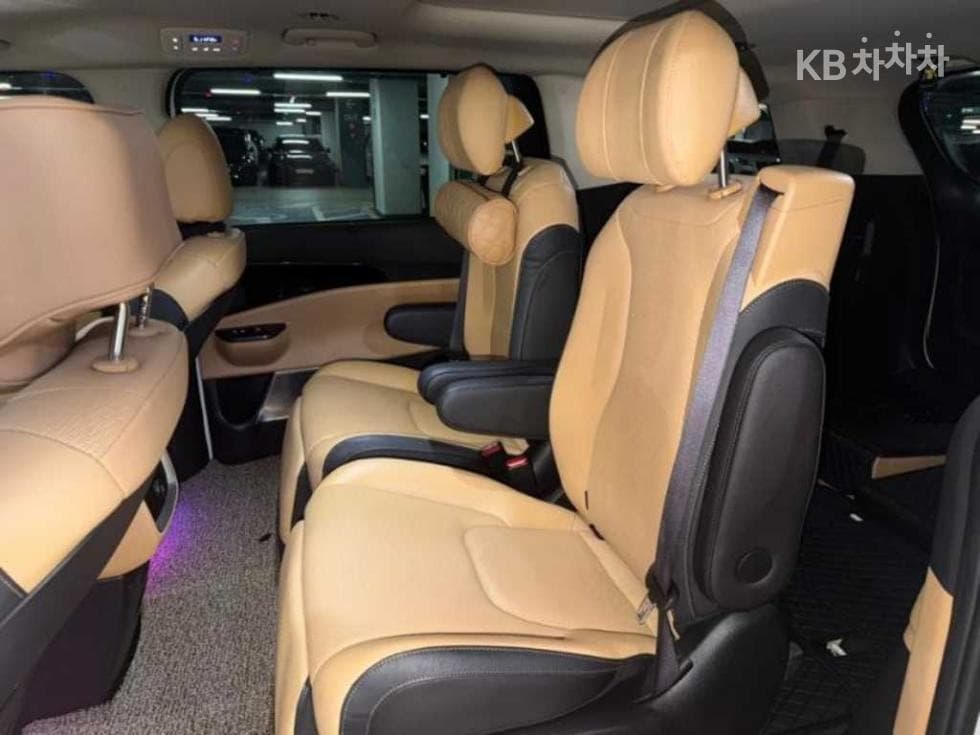 Kia Carnival 4th generationG3.5 GDI 7-seater (Limousine) Noblesse - 7