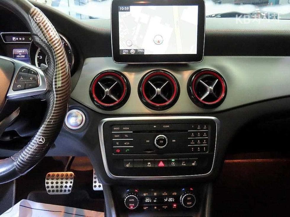 Mercedes-Benz CLA클래스CLA45AMG 4Matic C117 - 11
