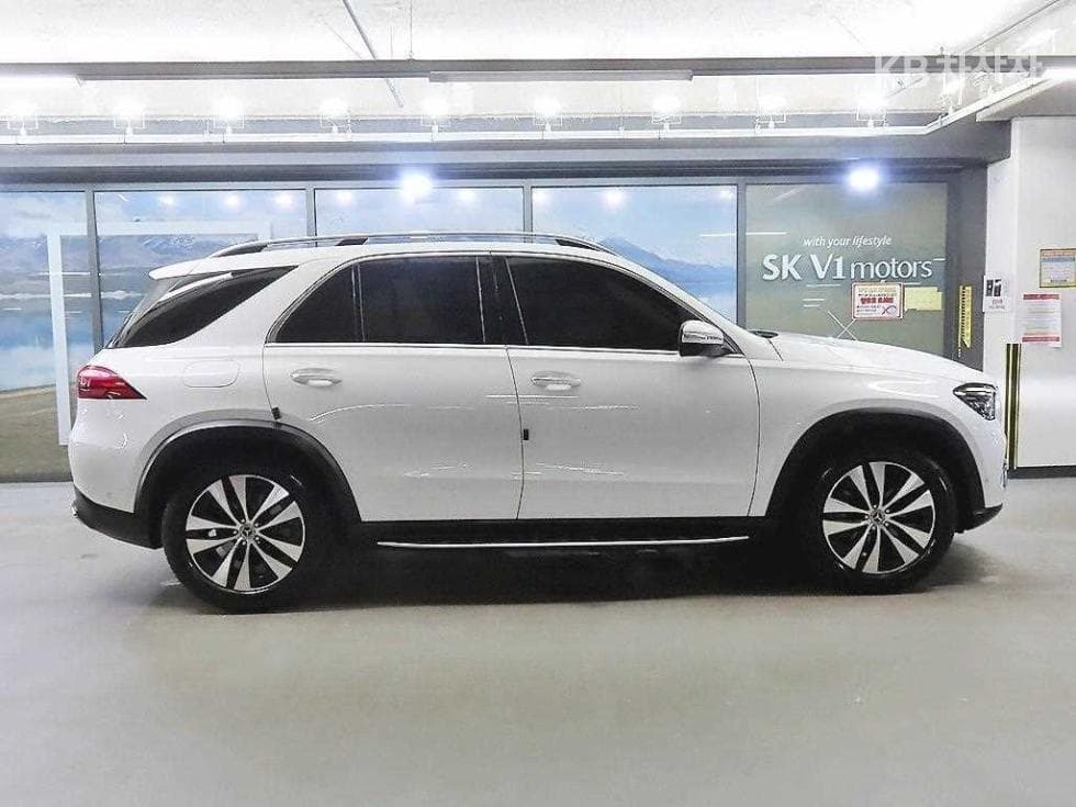 Mercedes-Benz GLE (V167)350 4Matic Стандартен - 3
