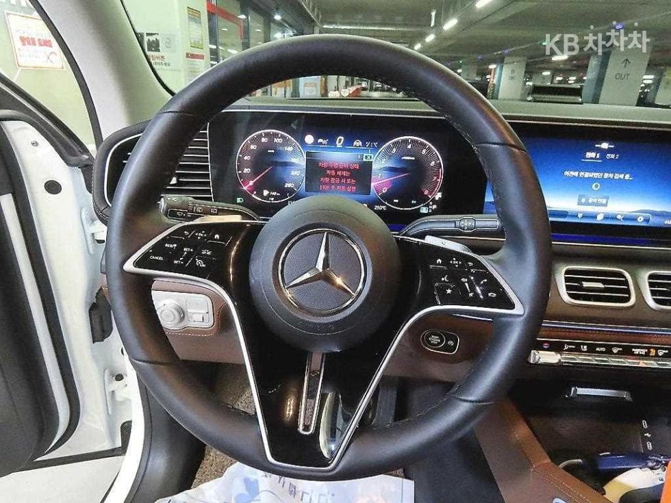 Mercedes-Benz GLE (V167)350 4Matic Стандартен - 8