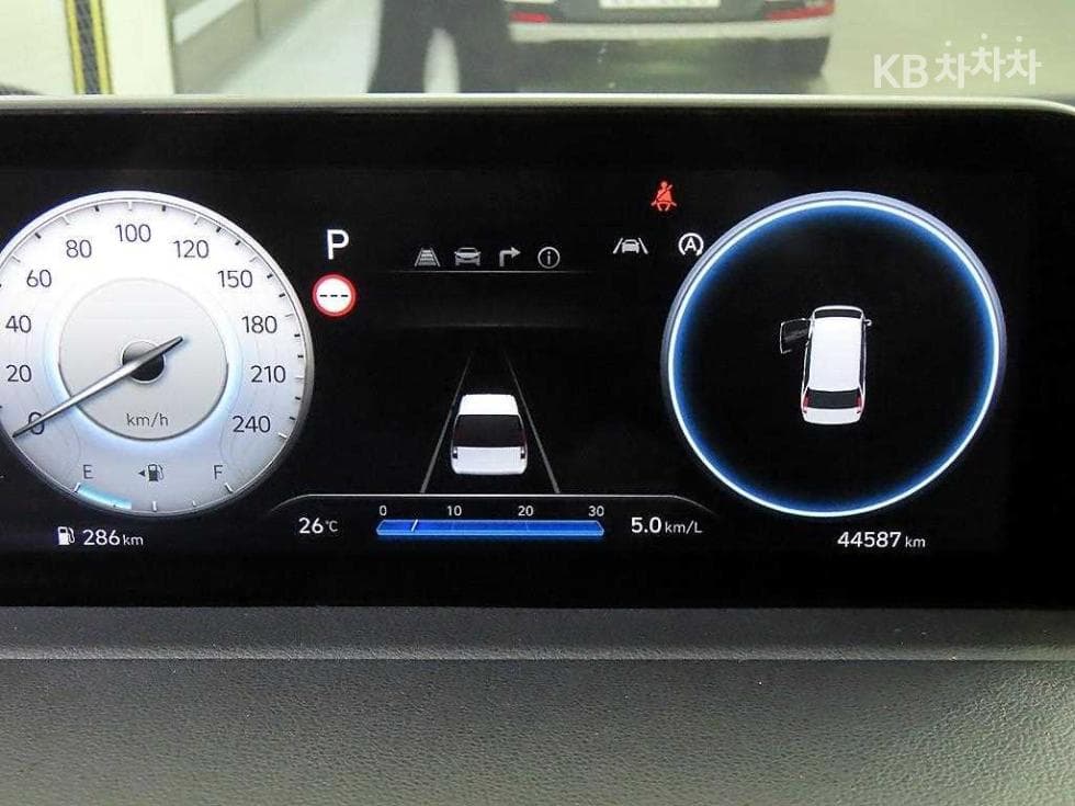 Hyundai Staria Lounge2.2 Lounge 9 AWD Inspiration - 9
