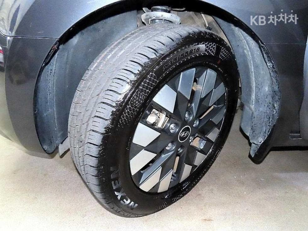 Hyundai Staria Lounge2.2 Lounge 9 AWD Inspiration - 20