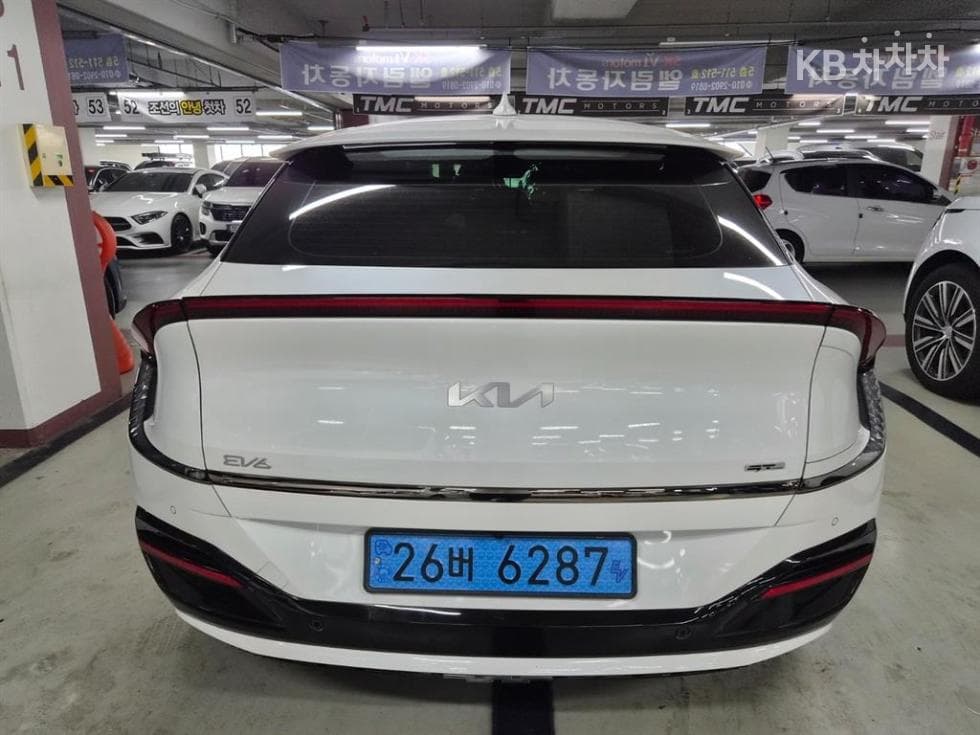 Kia EV6롱 레Seater지 4WD GT-Line - 3