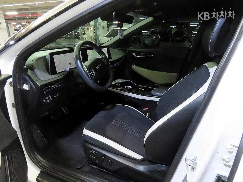 Kia EV6롱 레Seater지 4WD GT-Line - 6