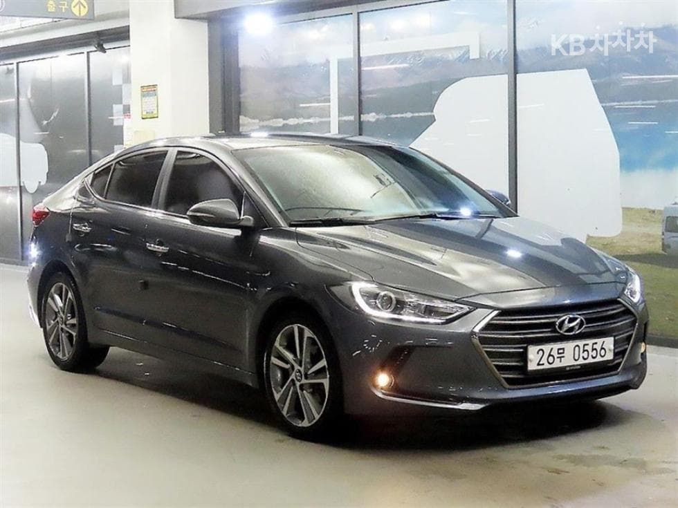 Хюндай Avante (Elantra)AD 1.6 GDi Смарт Специал (специален признак/издание) - Image 1