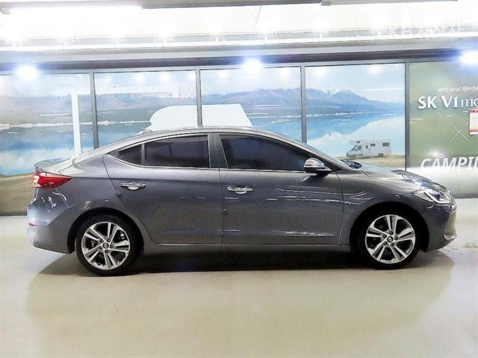 Хюндай Avante (Elantra)AD1.6 GDi Смарт Специал (специален признак/издание) - 5