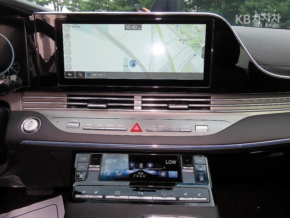 Hyundai The New (facelift) Grandeur (Azera)2.5 Le Blanc - 14