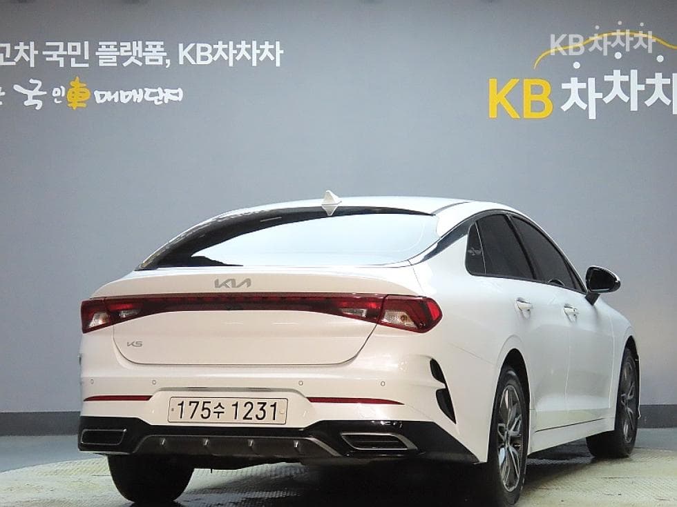 Киа K5 3-토 поколение2.0 Бензин Тренди - 2