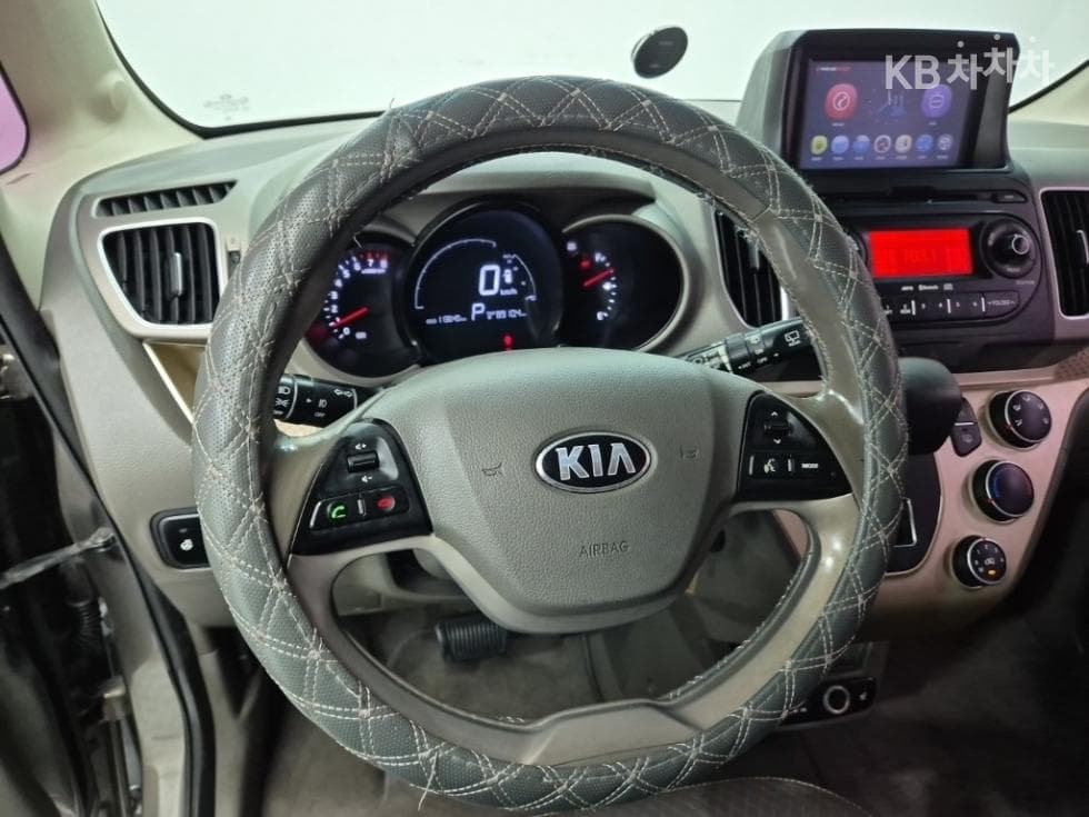 Kia Ray (van)1.0 Gasoline Luxury - 9