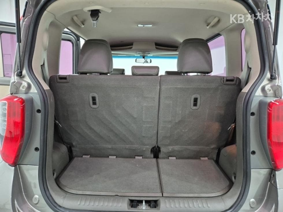 Kia Ray (van)1.0 Gasoline Luxury - 18