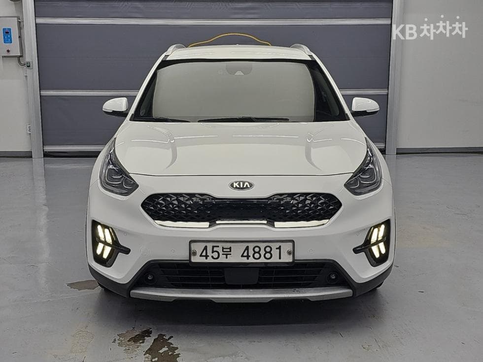Kia The New (facelift) Niro1.6 HEV Noblesse Special (special feature/edition) - 2