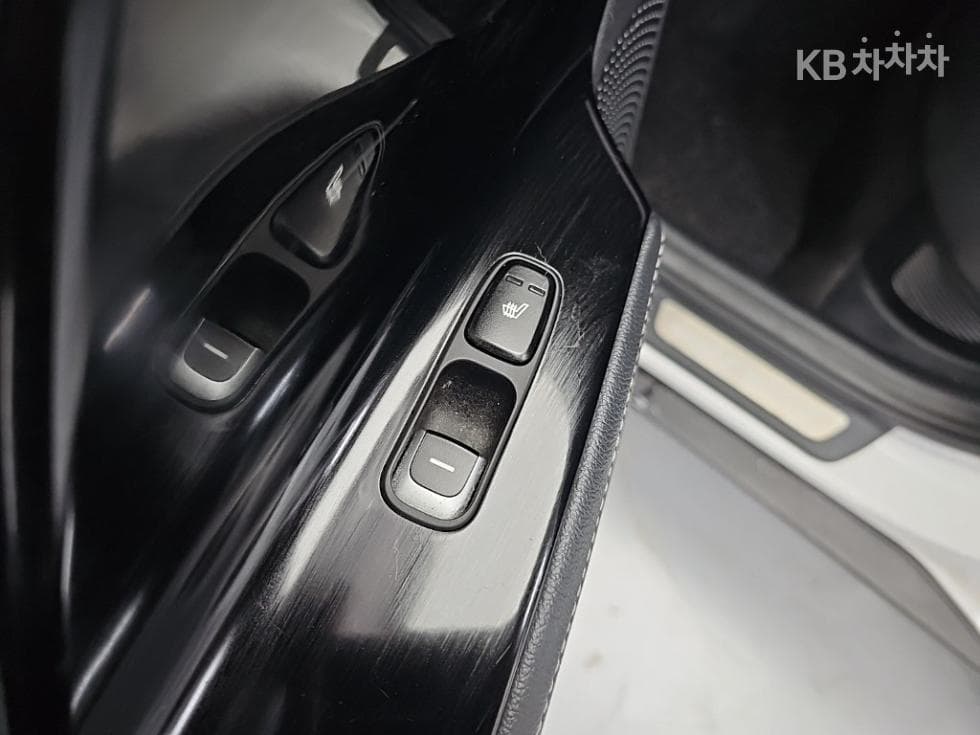 Kia The New (facelift) Niro1.6 HEV Noblesse Special (special feature/edition) - 13