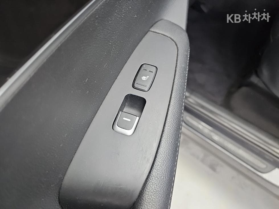 Kia All NewSorentoDiesel 2.0 2WD Prestige - 13