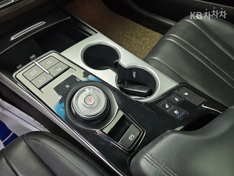 Kia K83.5 LPG Rental car Trendy - 8